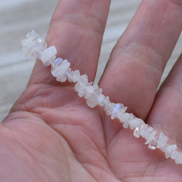 Rainbow Moonstone Chips / Beads - Flashy Moonstone - Natural Gemstone Chips - Long Strand