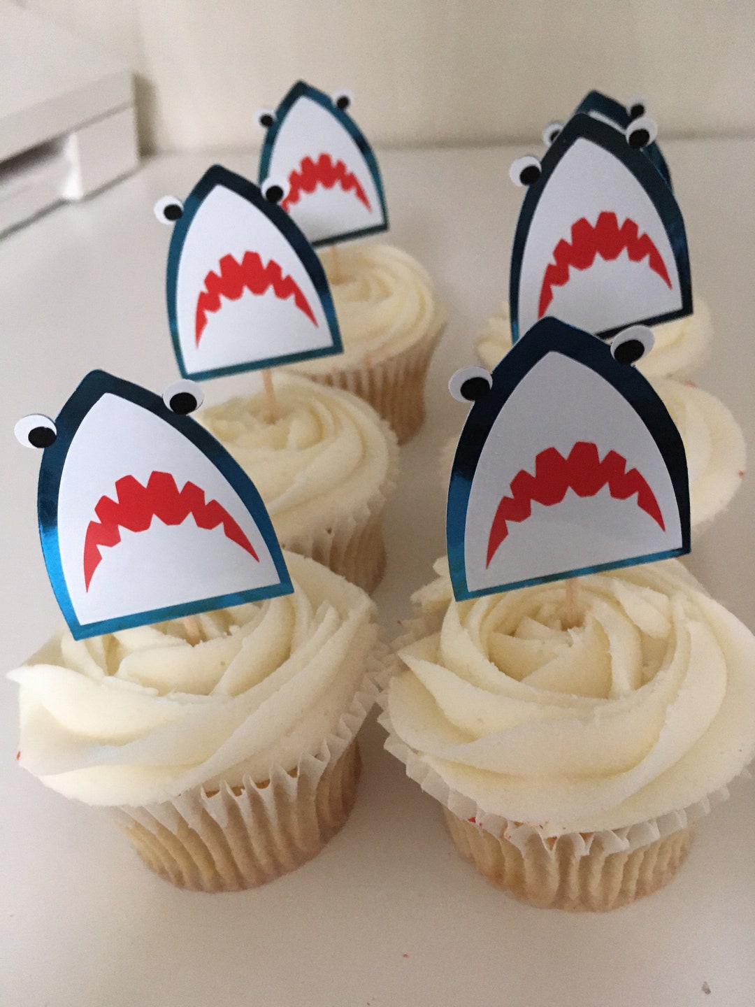 12 Jaws Shark Cupcake Toppers Birthday Cake Decoration. Jaws Cake ...