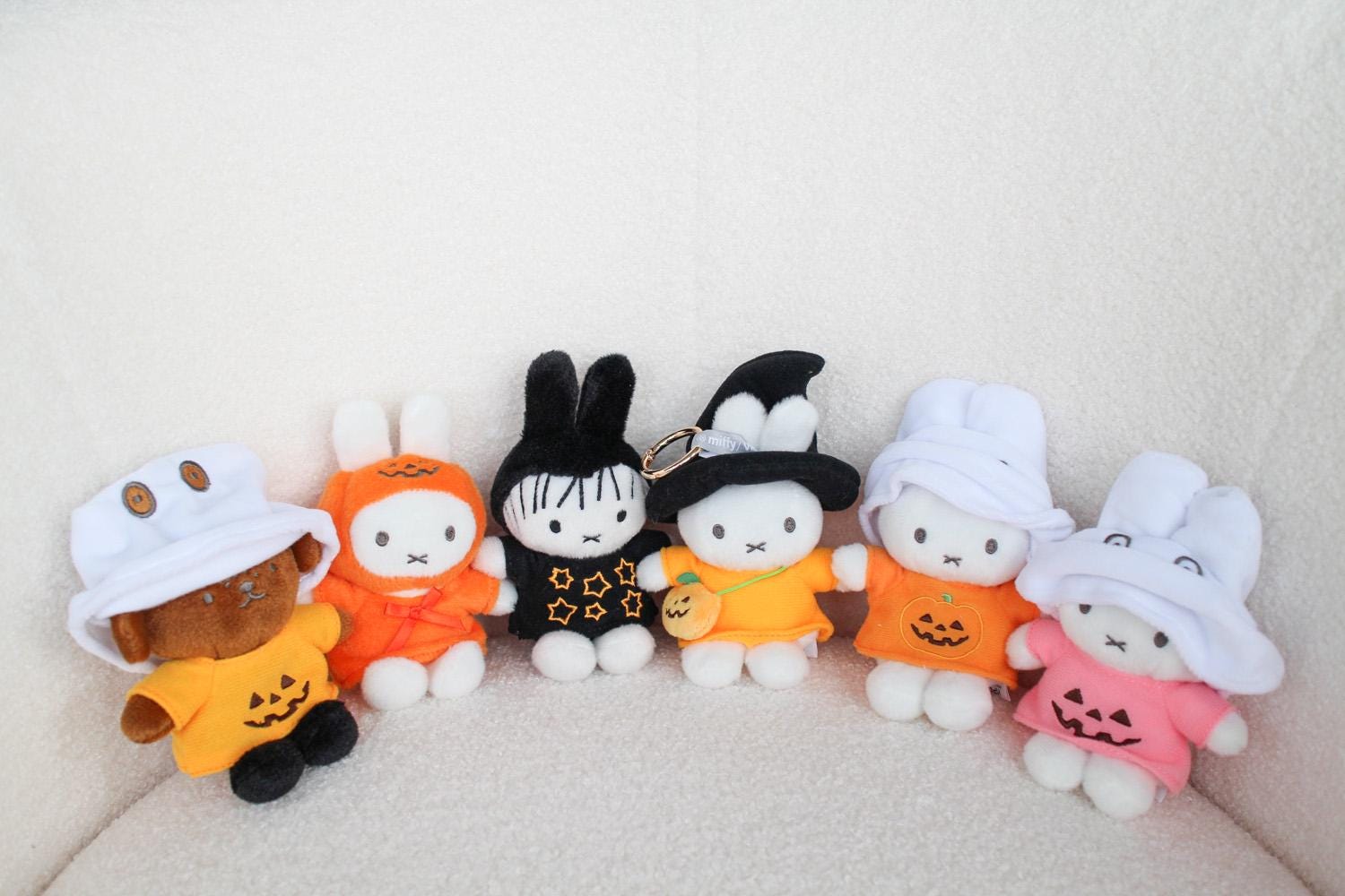 ミッフィー ハロウィンシリーズ ぬいぐるみキーホルダー - Etsy 日本