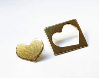 Golden heart brooch