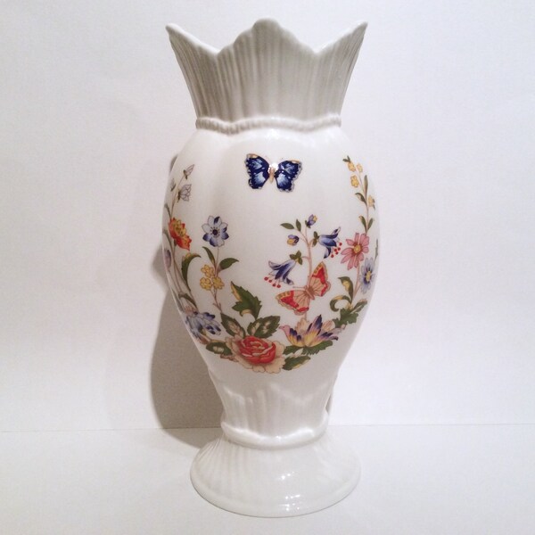 Aynsley Cottage Garden bone china vase,bone china ornament, 8 inch floral bone china vase, flowers bone china, vintage floral bone china