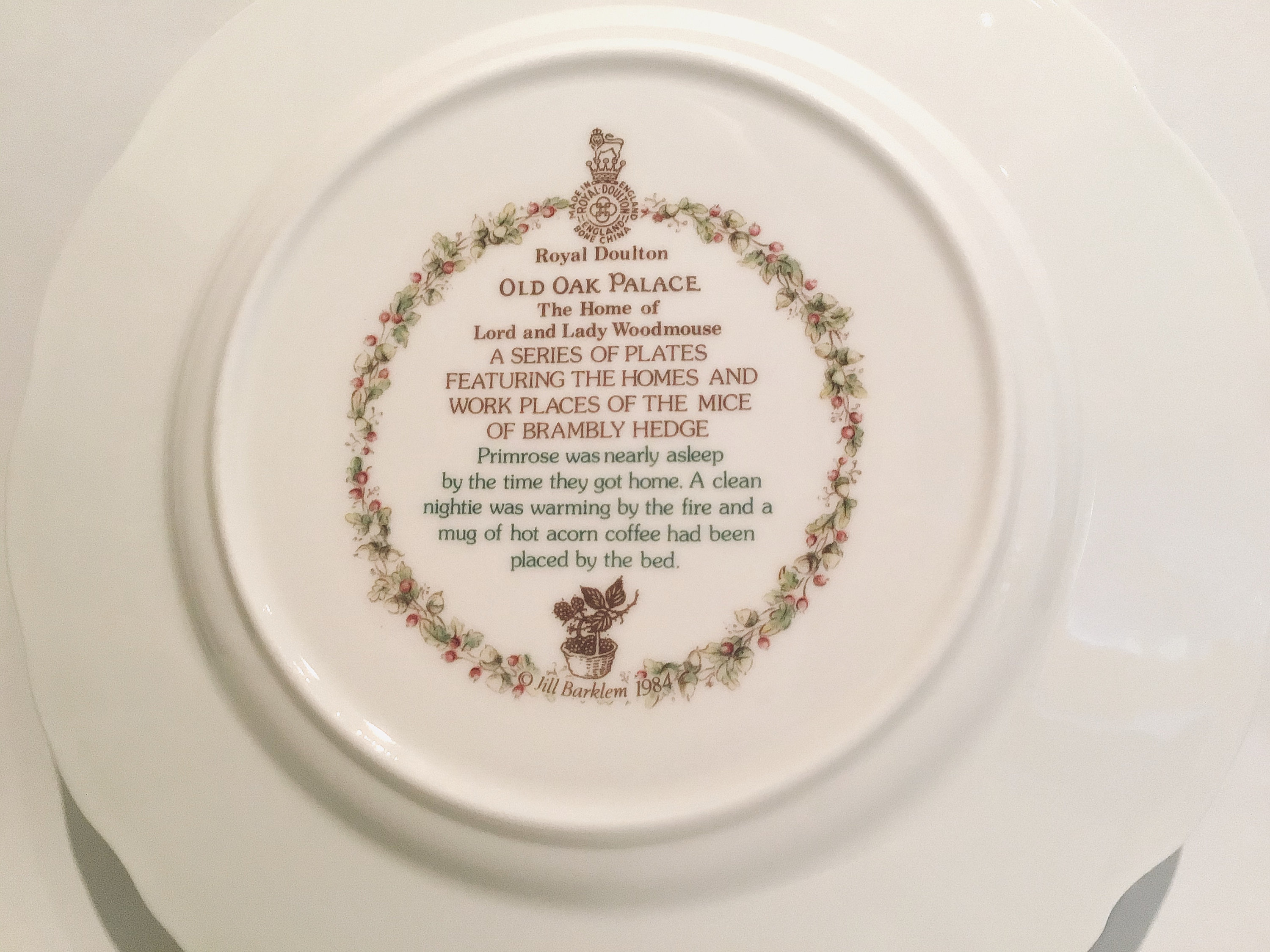 ロイヤルドルトンブランブリーヘッジOLD OAK PALACEプレート ブランブリー ヘッジ オールド オーク パレス プレート、ロイヤル