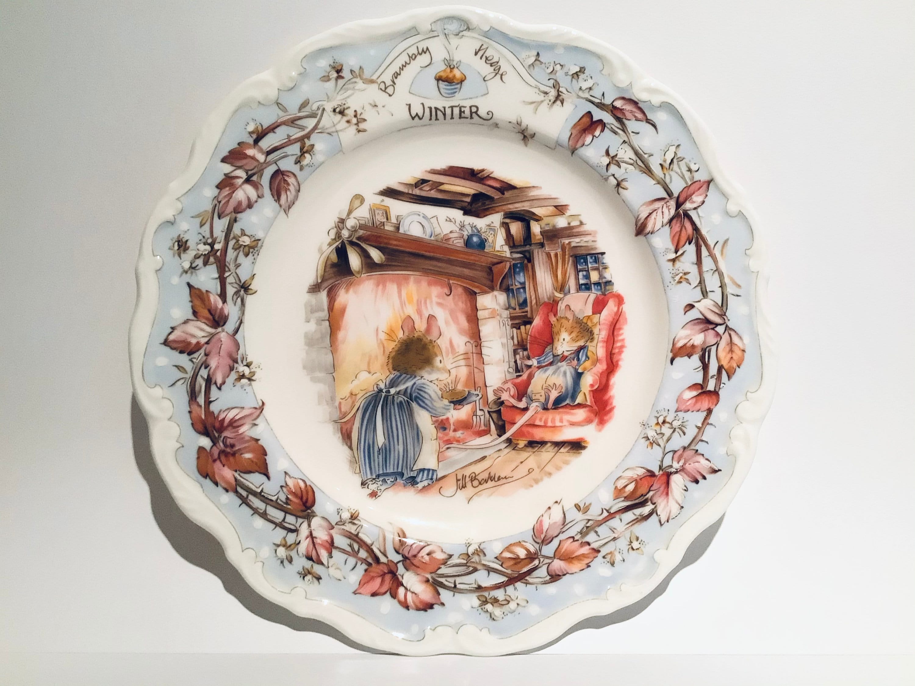 ❤️BRAMBLY HEDGE Royal Doulton ~ 4 Seasons Plates ~ Gift