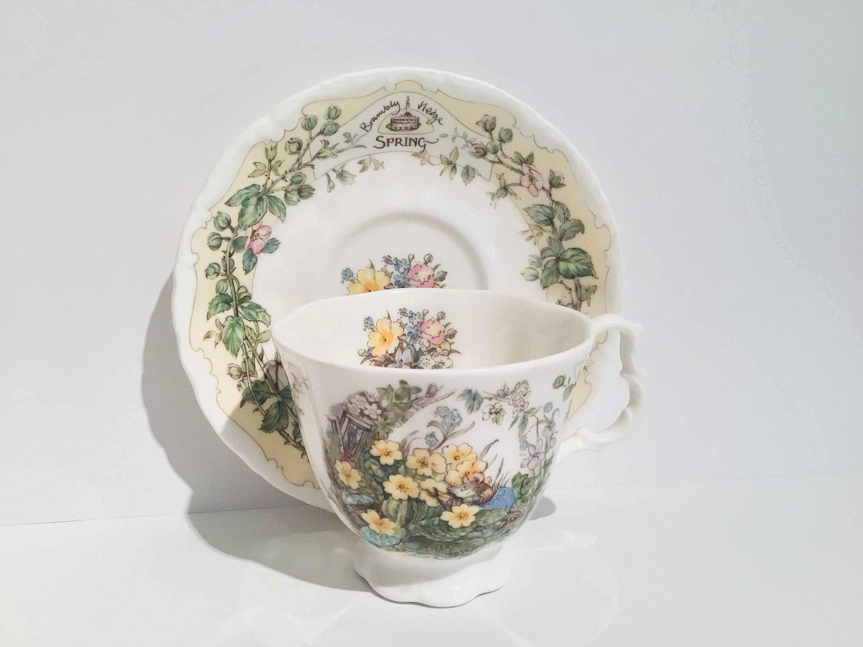 ▽美品▽ロイヤルドルトンブランブリーヘッジトリオ2客ミニチュア夏冬