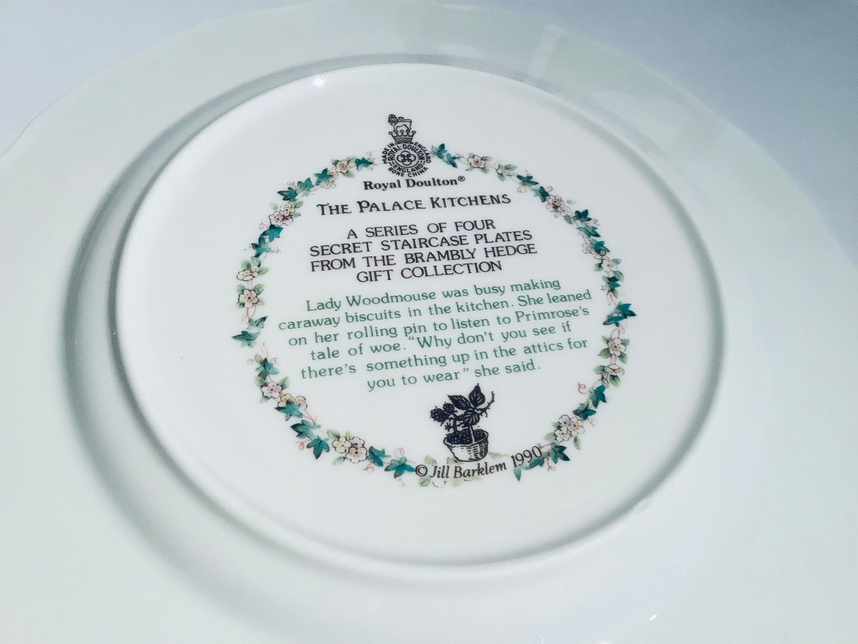 Brambly Hedge the Palace Kitchens Plate, Royal Doulton Palace