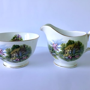 Royal Vale milk and sugar set, bone china milk jug and sugar bowl, Country cottage bone china, cottage garden creamer and sugar bowl