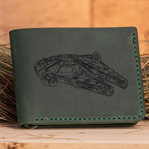 Star Wars MILLENNIUM FALCON Brieftasche Personalisierte Herren Brieftasche Gravierte Leder Brieftasche Herren Mann Geschenk, Freund Geschenk für Ihn Star Wars
