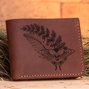 Portafoglio The Last of Us Part II Ellie's Tattoo TLOU II Regalo per Gamer Portafoglio in pelle personalizzato Regalo per Geek maschile Regalo per lui Regalo per marito