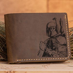 Portafoglio Mandaloriano Boba Fett Star Wars Regalo Portafoglio da uomo personalizzato Portafoglio in pelle Regalo per marito, regalo per fidanzato, regalo per lui Star Wars s3