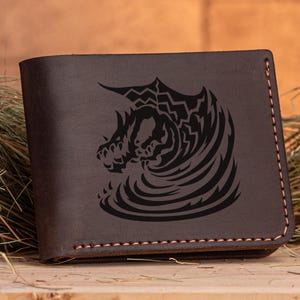 Kushala Daora Monster Hunter World Leder Geldbörse Weihnachtsgeschenk für Gamer MHW Geschenk personalisierte Herren Geldbörse Mann Geek Geschenk für ihn s34