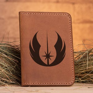 Funda para pasaporte de la Orden Jedi. Cartera de regalo de Star Wars. Funda de cuero personalizada para pasaporte. Regalo para esposo o novio.