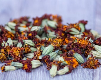 Heads of marigolds, dried flowers, Tagetes patula, dried flower heads, Marigold Flowers, Tagetes Erecta