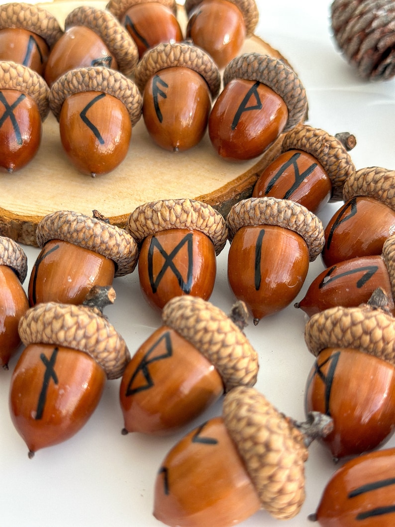 elder futhark runes generator