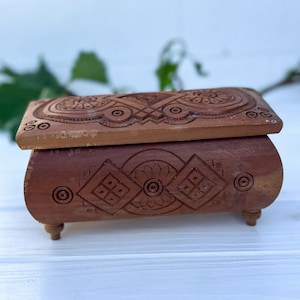 Antique casket / Wooden casket / carved casket /casket 1980s retro USSR antique casket decor / jewelry organizer/ Handmade Casket
