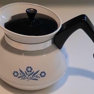 Blue Cornflower 3 Cup Coffee or Tea Pot Like New Condition