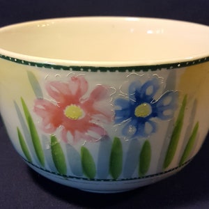 Vintage Hand Painted Asian Bowl