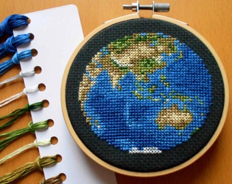 Planet Erde Kreuzstichpackung - Asien / Australien Ansicht Globus Nadelspitze - Weltkarte Dekor DIY Kit