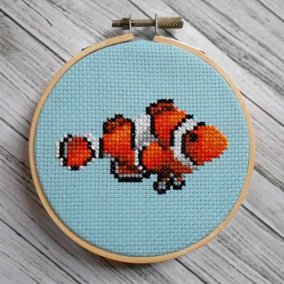 Clownfish Cross Stitch Kit - Beginners Counted Cross Stitch Kits - Clown  Fish Needlepoint Kit - Sea Life Needlecraft