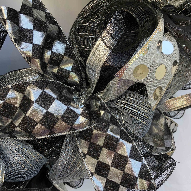 Halloween Bat wreath in black and silver