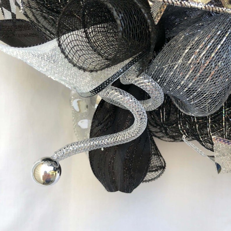 Halloween Bat wreath in black and silver