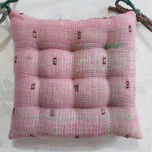 Chair Pad – Indian Handmade Kantha Chair Pad Cushion Vintage Patchwork Seat Pad in Soft Pastels, Boho Decor