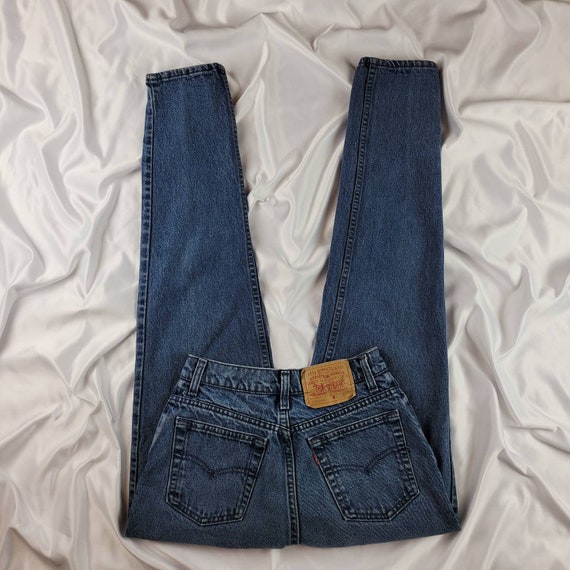 90's Vintage High Waisted Levi's 512 Tapered Ankle