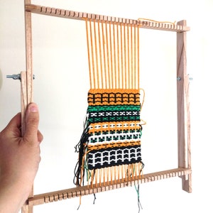 Halloween Krokbragd weaving pattern for frame loom Weave a spooky mini wall hanging Downloadable PDF Ebook image 4