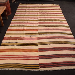 Large Kilim, Vintage Kilim, Turkish Kilim, Antique Kilim, 63x119 inches Beige Kilim, Decorative Kilim, Bedroom Kilim,  7937