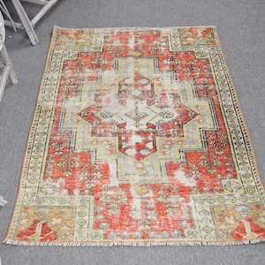 Vintage Rug, Turkish Rug, 3.1x4.1 ft Small Rug, Faded Oushak Rug, Rugs For Bedroom, Red Kurdish Rug, Anatolian Rug, Small Turkish Rug, 10093