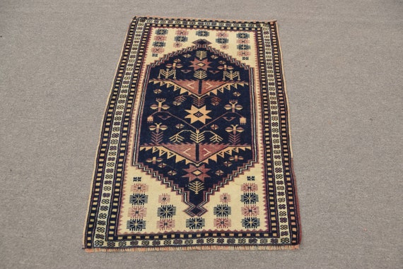 Vintage Rug, Turkish Rug, Small Carpet, Oushak Rug, 32x48 inches Beige Rug, Turkey Door Mat Carpet, Wool Car Mat Rug,  9097
