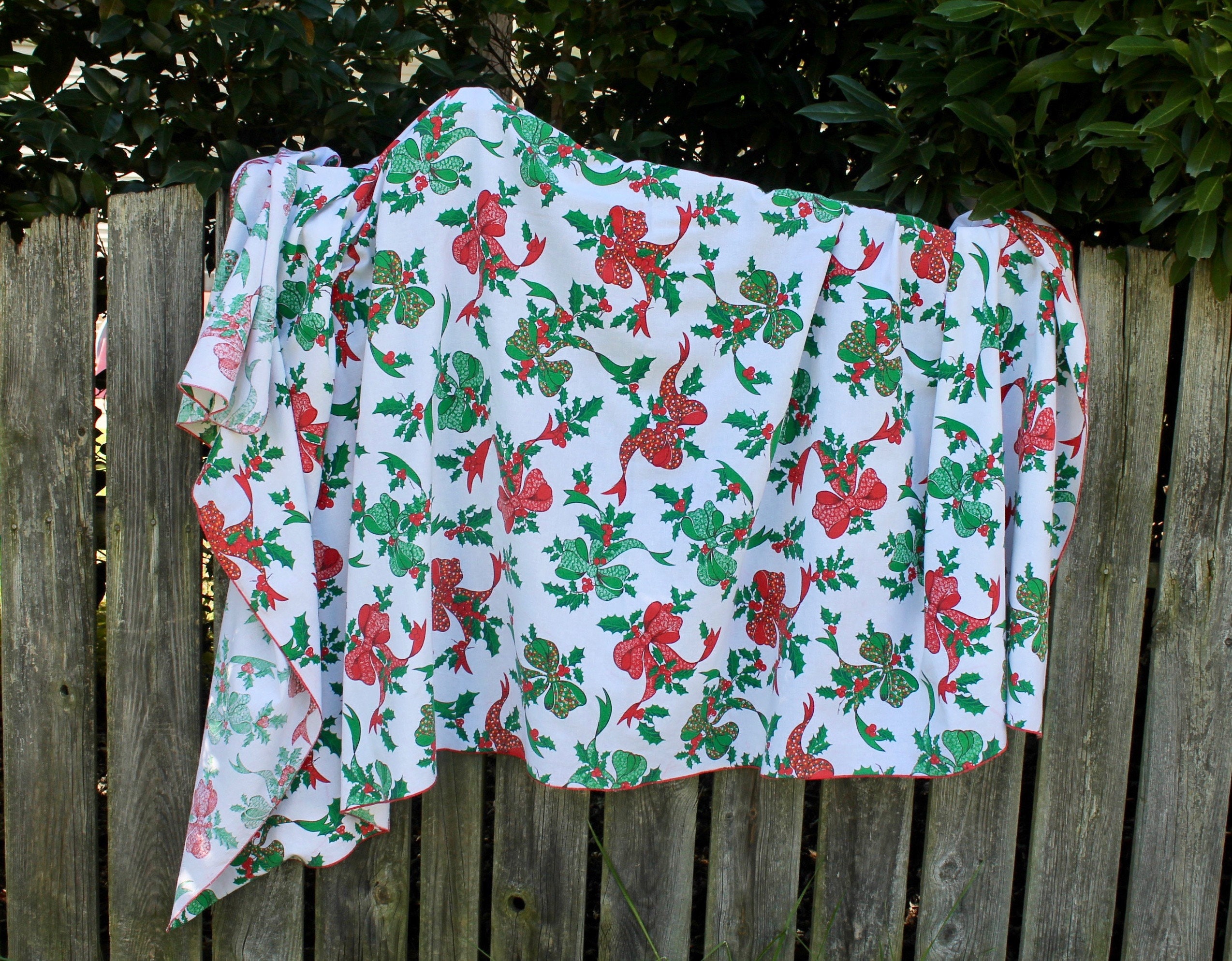 Vintage XL Christmas Tablecloth, 90 x 56, Red and Green Calico Bows with Holly