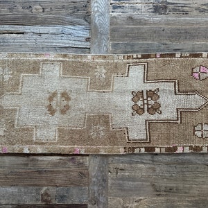 1’4 x 3’5 Antique Kars Rug Muted Camel, Beige & Brown