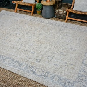 6’9 x 10’5 Vintage Oushak Rug Muted Eggplant and Beige Carpet