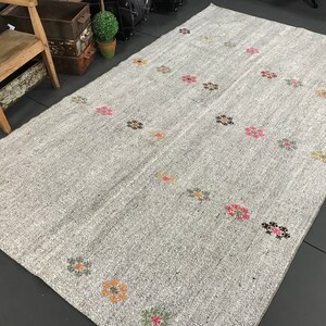 5'8 x 9'5 Turkish Kilim Rug MCM Black & White Tweed Floral Vintage Flatweave 70's Scandinavian Style image 8