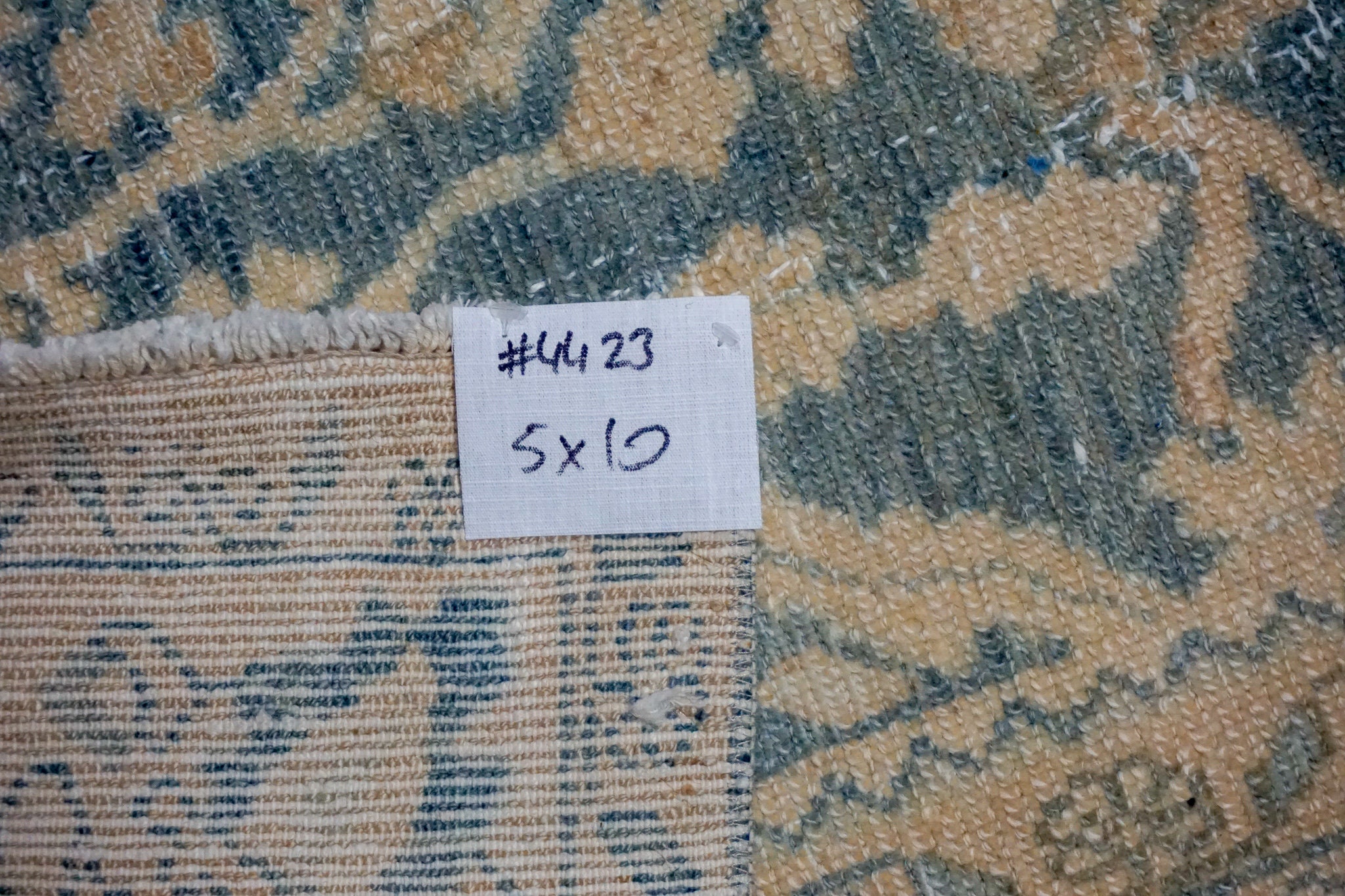 5' X 9'11 Classic Antique Gallery Rug Muted Denim Blue, Ivory +