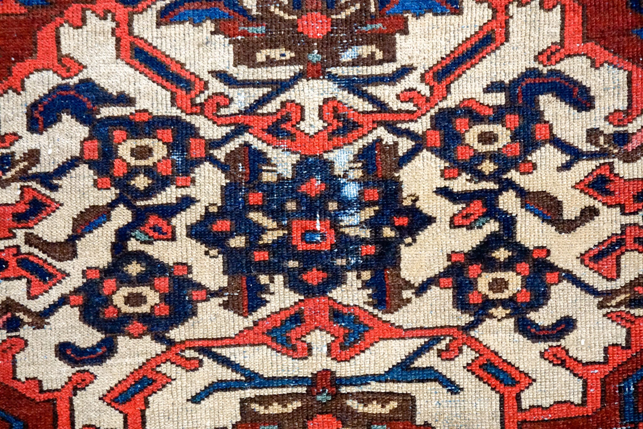 4'4 X 5'7 Vintage Carpet Red, Blue and Cream 70's - Etsy Canada