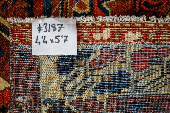 44 X 57 Vintage Carpet Red Blue and Cream 70s - Etsy 豊富な通販サイト ヴィンテージ ミニ ラグ vintagerug Antiquerug 57×44 ラグ