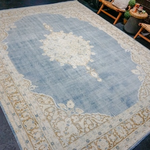 10’  x 12’5 Classic Vintage Carpet Muted Sky Blue, Camel & Ivory