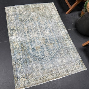 3’3 x 4’10 Classic Antique Rug Muted Denim Blue, Camel & Bone