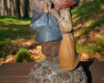 Bedankt! #82 - Tom Clark Gnome Woodspirit Kissing - 1992 - Cairn Studio