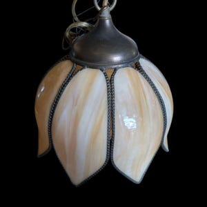Beautiful Vintage Pendant Slag Glass Tulip Style Single Bulb Hanging Light