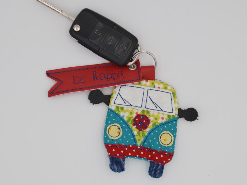 Embroidery file keychain Lucky Bus for 10 x 10 cm embroidery frame Download instructions in German image 6
