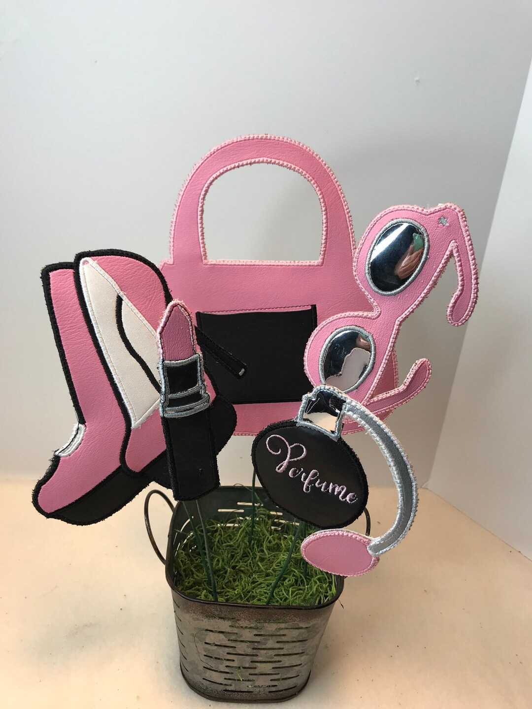 High Heels, Purse, Lipstick, Sunglasses and Perfume Wreath Accessories