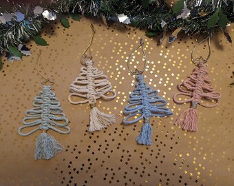 Enfeites de árvore de Natal em macramê