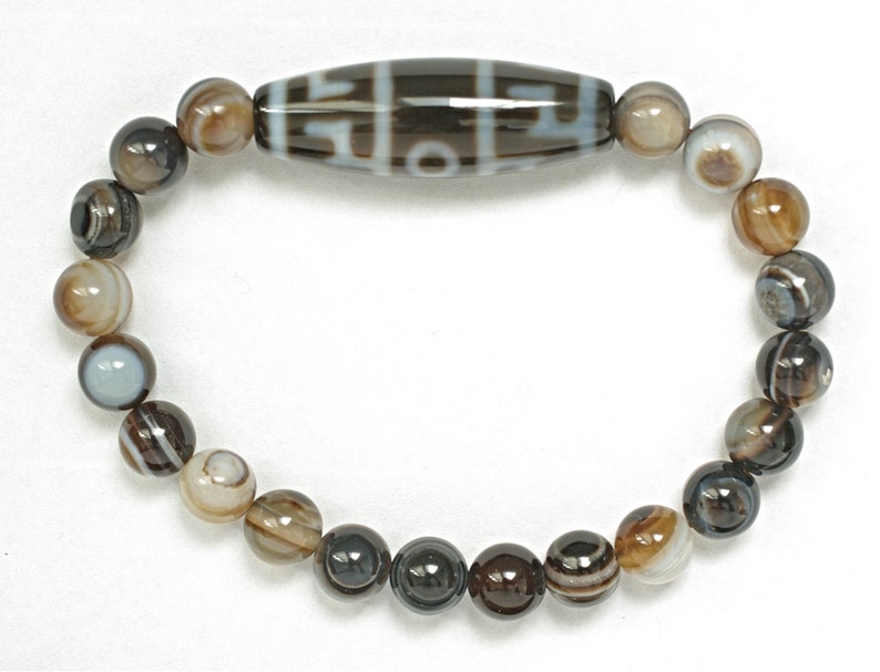 Dzi Bead Bracelet 3 Eye Dzi Bead With 8mm Botswana Agate Etsy