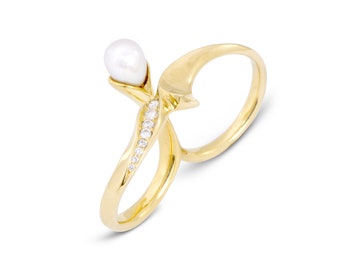 Double Finger Diamond Pearl 14k Gold Handmade Carved Ring