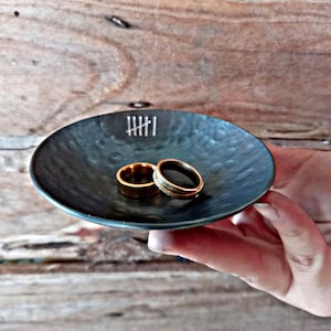 6th Wedding Anniversary. 4'' Handmade Wrought Iron Bowl. 6 TALLY MARKS. Wedding Anniversary GIFT image 3