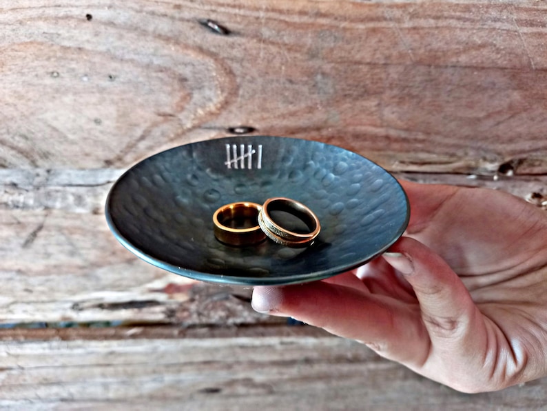 6th Wedding Anniversary. 4'' Handmade Wrought Iron Bowl. 6 TALLY MARKS. Wedding Anniversary GIFT image 3