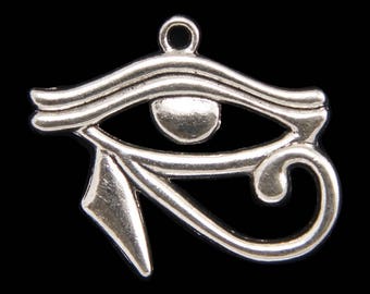 Eye of Horus Antique Silver Pendant Charm - 3 Pieces