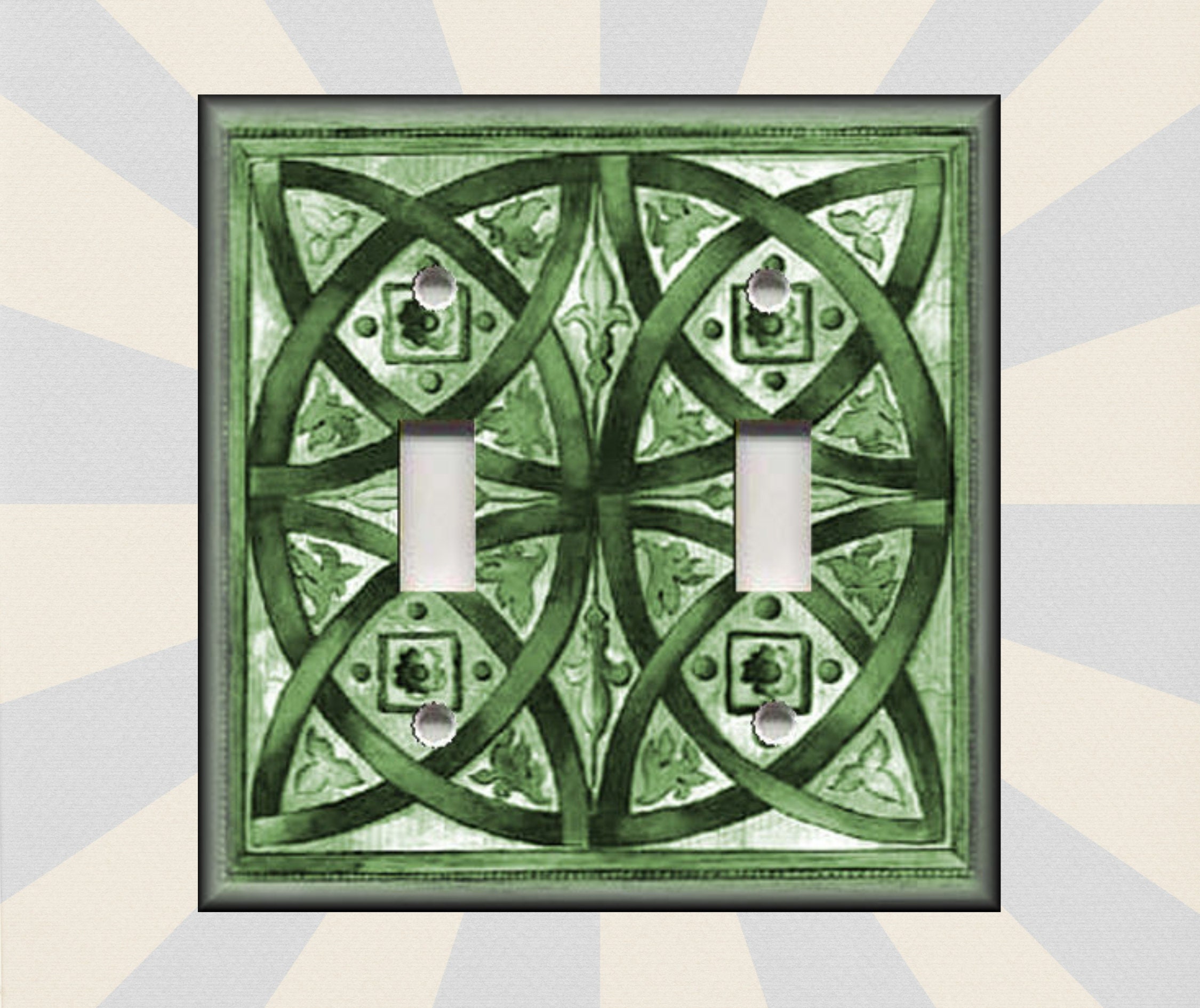 Green Celtic Knot